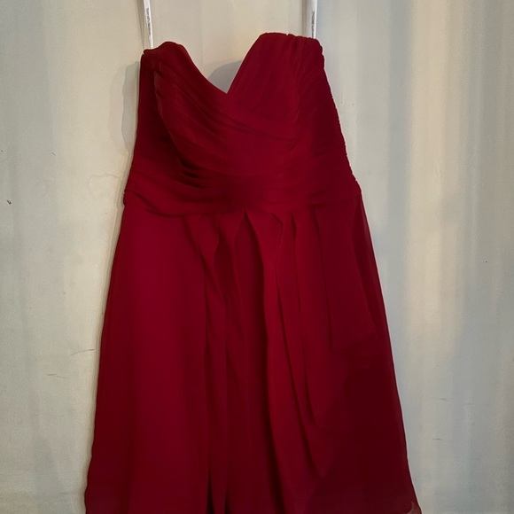 David's Bridal Short Strapless Crinkle Chiffon Dress-Apple Red Sz 8 - Picture 3 of 6